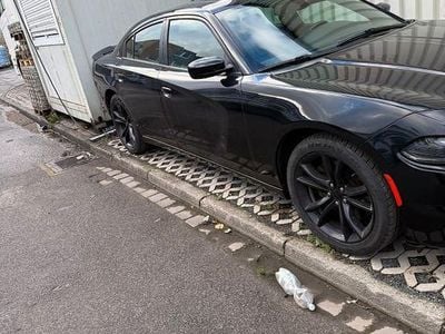 Schwarz Gebraucht 2016 Dodge Charger Limousine | 27.500 € (Etwas zu teuer)