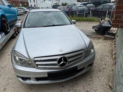 Mercedes C200