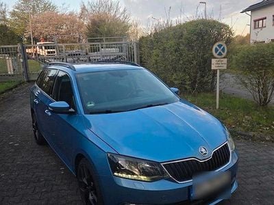 Gebraucht Skoda Fabia Joy 105 PS (77 kW) 2016 Blau Kombi