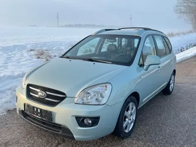 Używany Kia Carens 144 KM (105 kW) 2009 Niebieski Minivan