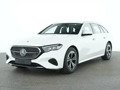 Gebraucht Mercedes E200 Avantgarde 204 PS (150 kW) 2025 Andere Limousine