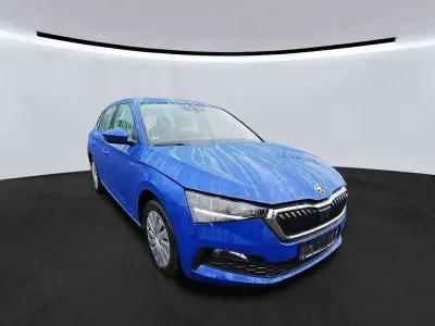 Używany Skoda Scala Cool Plus 95 KM (69 kW) 2023 Niebieski Hatchback