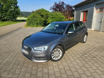 Gebraucht Audi A3 Ambiente 125 PS (91 kW) 2016 Grau Kombi