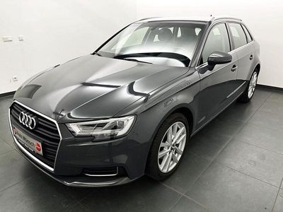 Gebraucht Audi A3 Design 116 PS (85 kW) 2019 Grau Limousine