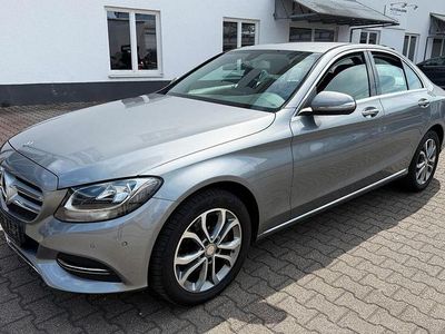 Gebraucht Mercedes C200 Avantgarde 184 PS (135 kW) 2015 Palladiumsilber Limousine