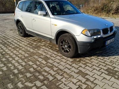 Silber Gebraucht 2004 BMW X3 SUV | 3.999 € (Fairer Preis)
