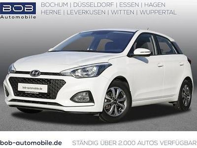 Gebraucht Hyundai i20 Trend 84 PS (61 kW) 2018 Weiß Limousine