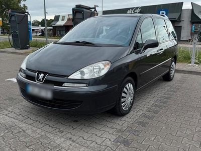 Peugeot 807