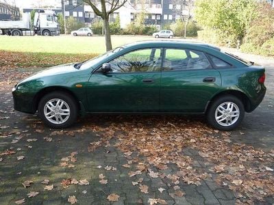 Gebraucht Mazda 323F 88 PS (64 kW) 1998 Grün metallic Limousine