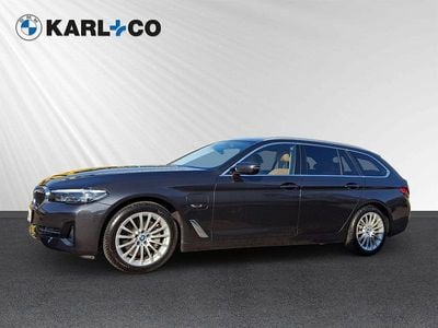 Gebraucht BMW 530e Sport Line 286 PS (210 kW) 2022 Grau Kombi