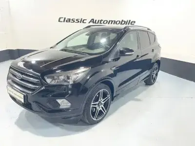 Gebraucht Ford Kuga ST-Line 150 PS (110 kW) 2019 Schwarz SUV