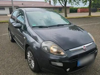 Gebraucht Fiat Grande Punto 77 PS (56 kW) 2011 Grau Kleinwagen