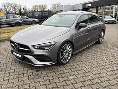 Gebraucht Mercedes CLA200 Shooting Brake AMG 163 PS (119 kW) 2021 Grau (mountaingrau metallic) Kombi