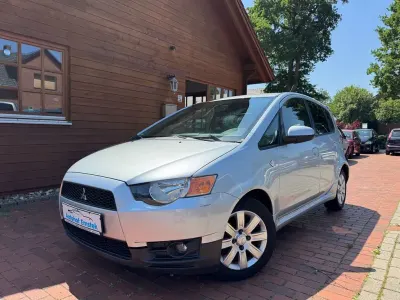 Gebraucht Mitsubishi Colt 95 PS (69 kW) 2012 Silber Kleinwagen