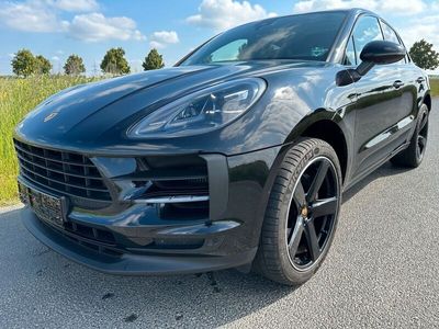 Porsche Macan S