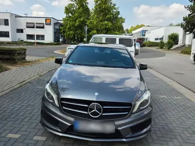 Gebraucht Mercedes A180 AMG line 122 PS (89 kW) 2012 Grau Kleinwagen