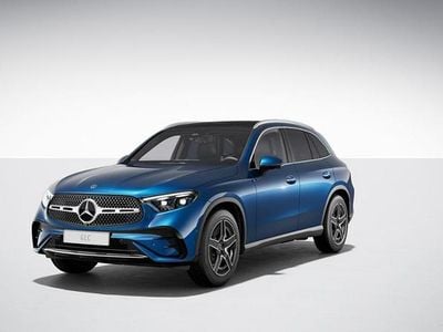 Gebraucht Mercedes GLC300 AMG 269 PS (197 kW) 2023 Metalliclack spektralblau SUV