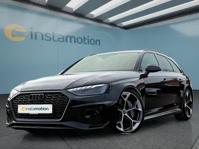 Używany Audi RS4 450 KM (330 kW) 2023 Czarny Kombi