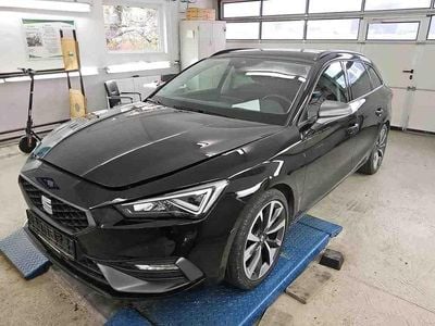 Schwarz Gebraucht 2022 Seat Leon FR Kombi | 23.450 € (Guter Preis)