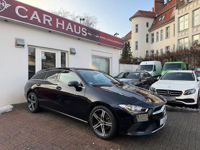 Gebraucht Mercedes CLA200 Shooting Brake Business 150 PS (110 kW) 2022 Schwarz Kombi