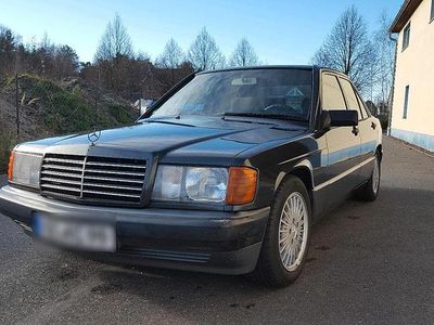 Second-hand Mercedes 190 108 CP (79 kW) 1992 Berlinǎ