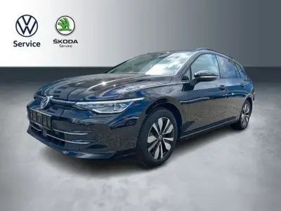 Usata VW Golf VIII 150 CV (110 kW) 2024 Nero Station wagon