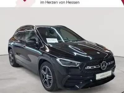 Usata Mercedes GLA220 AMG line 190 CV (139 kW) 2023 Nero SUV