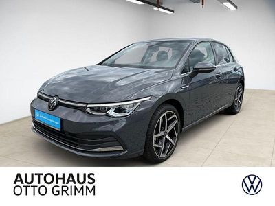 Gebraucht VW Golf VIII Style 190 PS (139 kW) 2023 Delfingrau metallic (metallic) Limousine