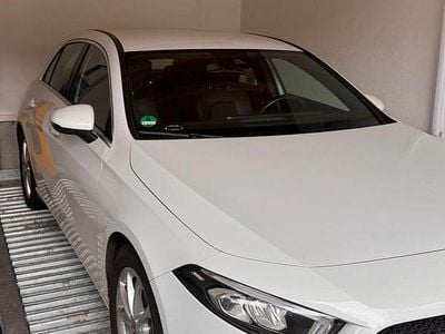 Usata Mercedes A180 116 CV (85 kW) 2020 Bianco Utilitaria