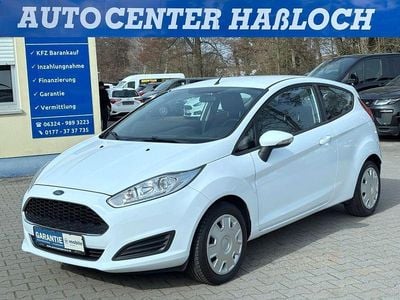 Gebraucht Ford Fiesta Cool & Sound Edition 75 PS (55 kW) 2016 Weiß Kleinwagen