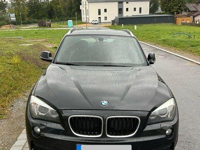 Schwarz Gebraucht 2011 BMW X1 SUV | 10.500 € (Fairer Preis)