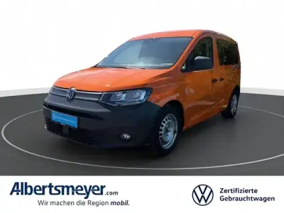 Gebraucht VW Caddy Basis 114 PS (83 kW) 2021 Orange Van / Kleinbus