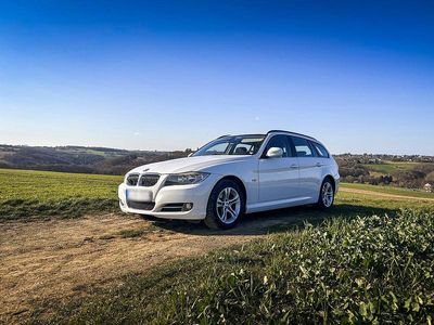 Gebraucht BMW 318 143 PS (105 kW) 2010 Weiß Kombi