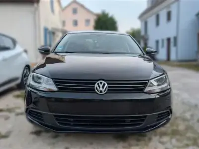 Gebraucht VW Jetta Comfortline 105 PS (77 kW) 2012 Schwarz Limousine