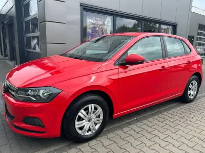Gebraucht VW Polo Comfortline 95 PS (69 kW) 2021 Rot Kleinwagen