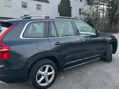 Second-hand Volvo XC90 Momentum 224 CP (164 kW) 2015 Negru SUV