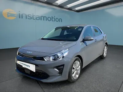 Używany Kia Rio Vision 101 KM (74 kW) 2023 Szary Hatchback