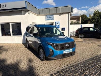 Neu Ford Tourneo Courier Titanium 125 PS (91 kW) 2025 Blau Van / Kleinbus