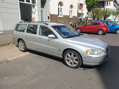 gebraucht Volvo V70 2.4 Summum, TÜV bis Januar 2026