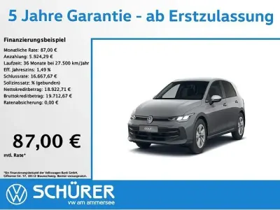 Gebraucht VW Golf VIII Life 116 PS (85 kW) 2025 Grau Limousine