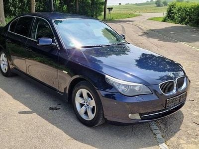 BMW 523