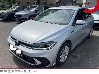 Gebraucht VW Polo R-line 110 PS (80 kW) 2022 Reflexsilber metallic Kleinwagen