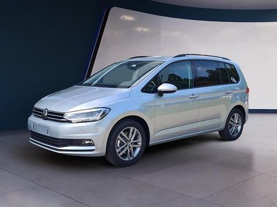 Oyster silver metallic Gebraucht 2025 VW Touran Comfortline Van / Kleinbus | 35.490 € (Fairer Preis)