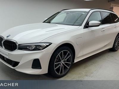 BMW 330e