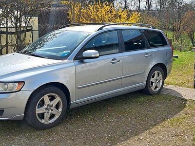 Second-hand Volvo V50 Momentum 136 CP (100 kW) 2007 Argintiu Break