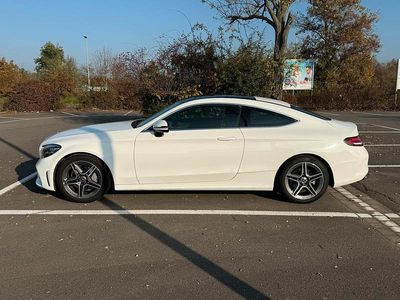 Gebraucht Mercedes C200 AMG line 184 PS (135 kW) 2018 Weiß Coupé
