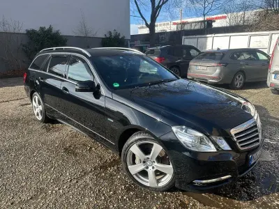 Gebraucht Mercedes E350 Avantgarde 265 PS (194 kW) 2012 Schwarz Kombi