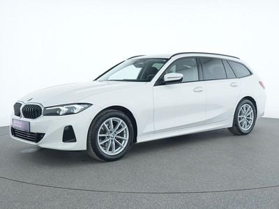 Alpinweiss iii Gebraucht 2024 BMW 318 Limousine | 29.695 € (Superpreis)