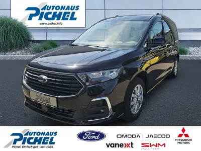 Gebraucht Ford Tourneo Connect Titanium 114 PS (83 kW) 2022 Schwarz Van / Kleinbus