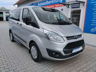 Gebraucht Ford Transit Tourneo 101 PS (74 kW) 2015 Silber Van / Kleinbus